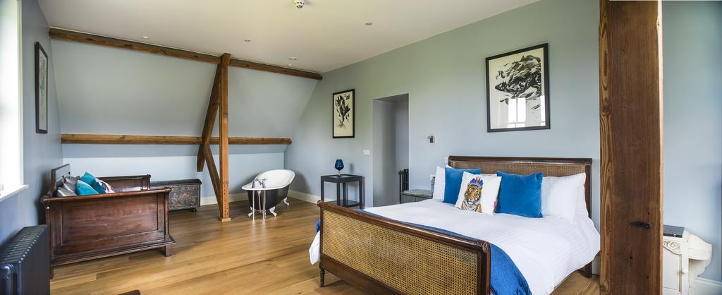 Stow House 4*